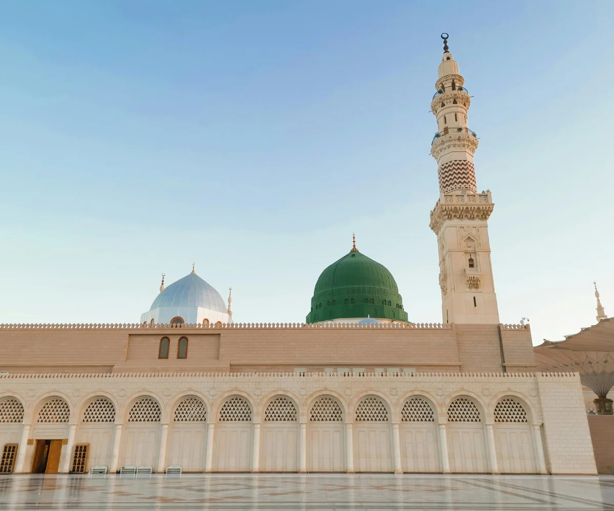 Mistakes to Avoid During Summer Umrah