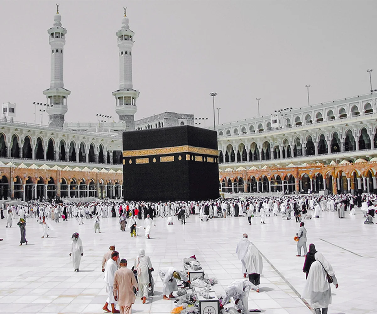 tips for elderly pilgrims