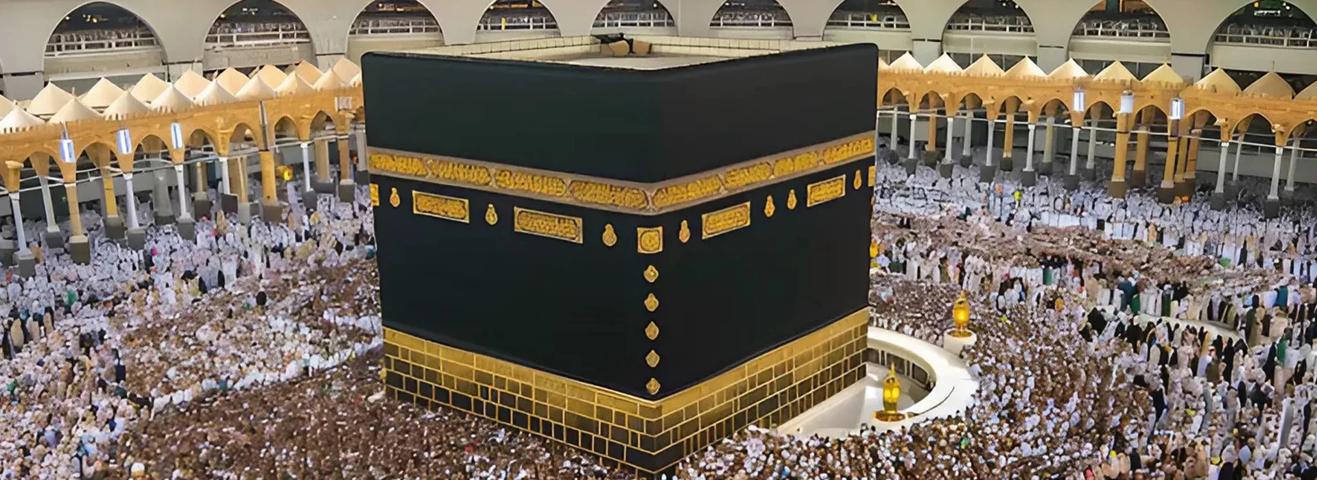 Top 10 Things Your 2025 Umrah Package Must Include