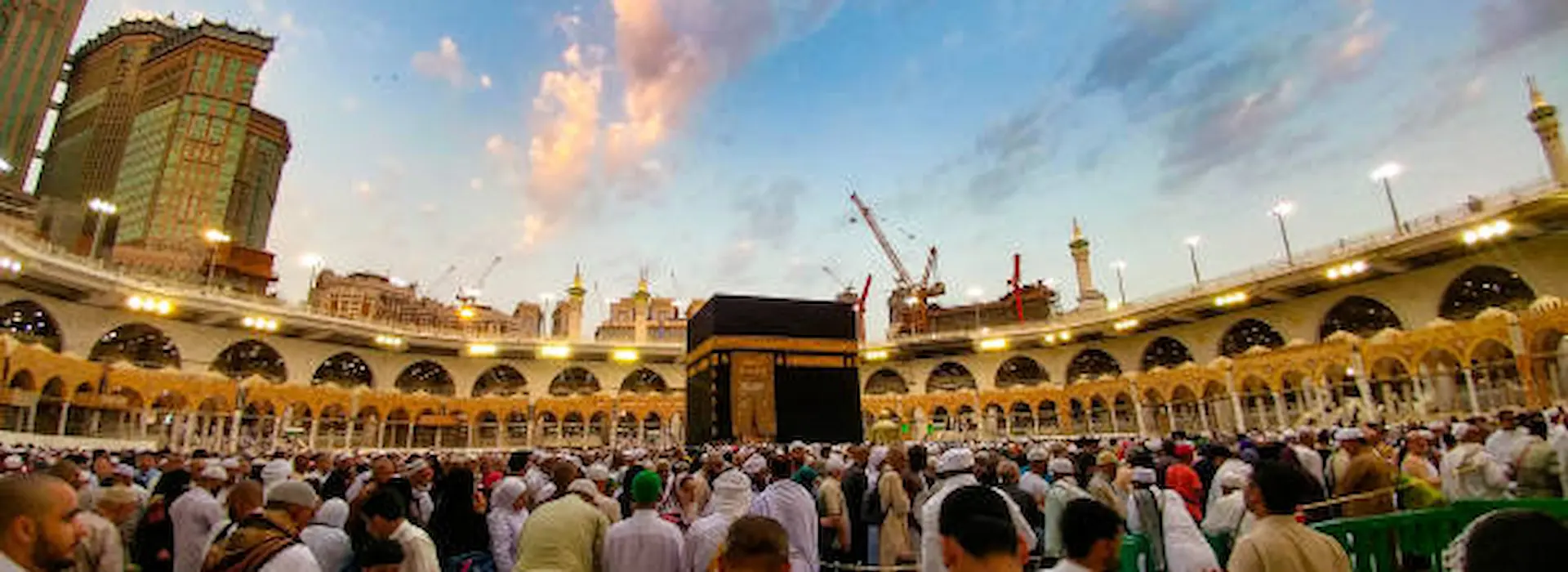 Umrah deals for UAE families