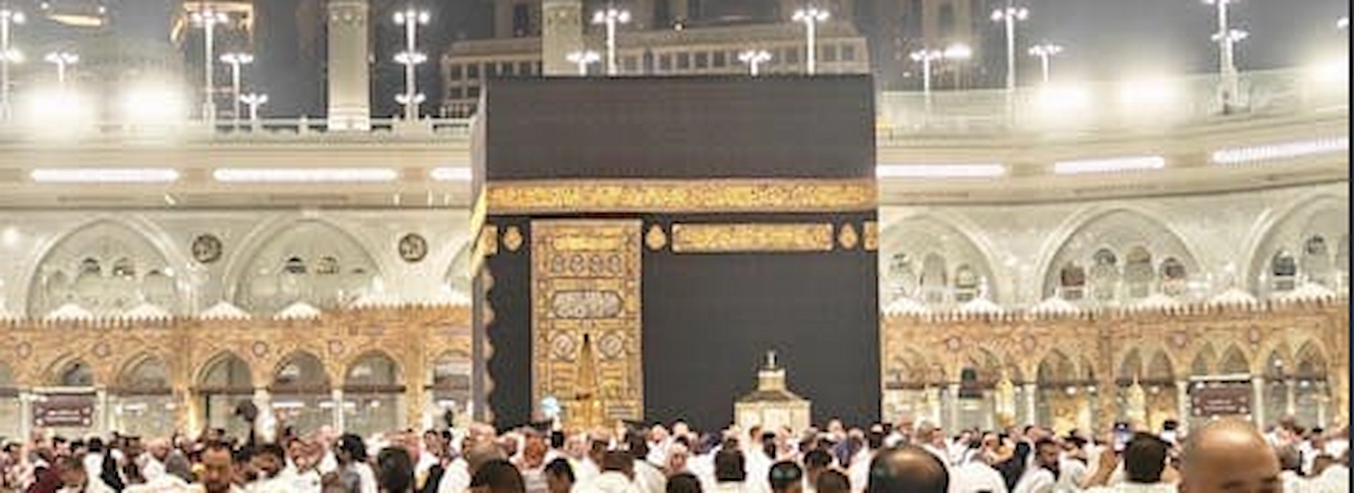 best time to book discounted umrah
