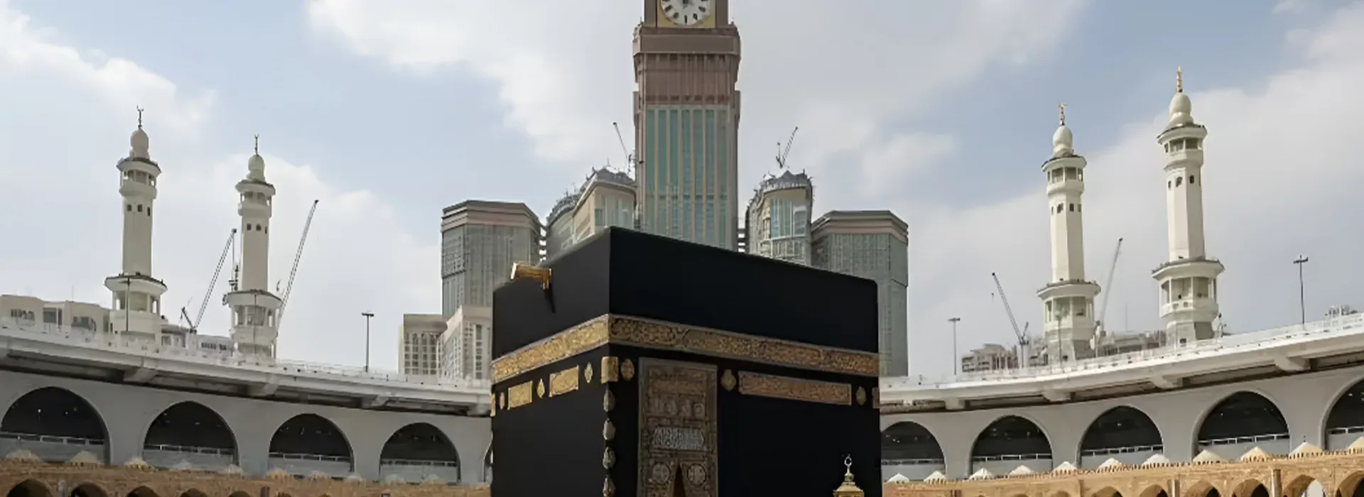 UAE Umrah Trip Booking
