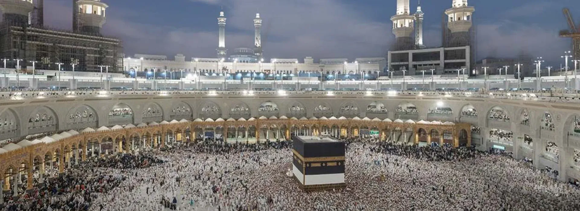 Umrah Travel from Dubai